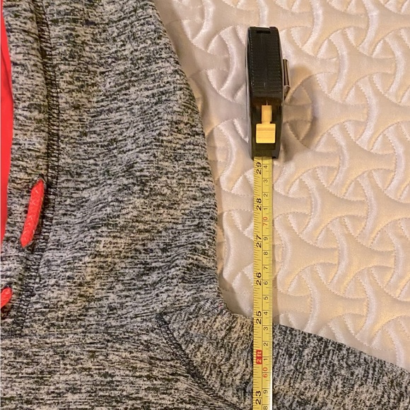 Ivory Ella pullover hoodie, fleece lined - heather grey (M) - Picture 7 of 7